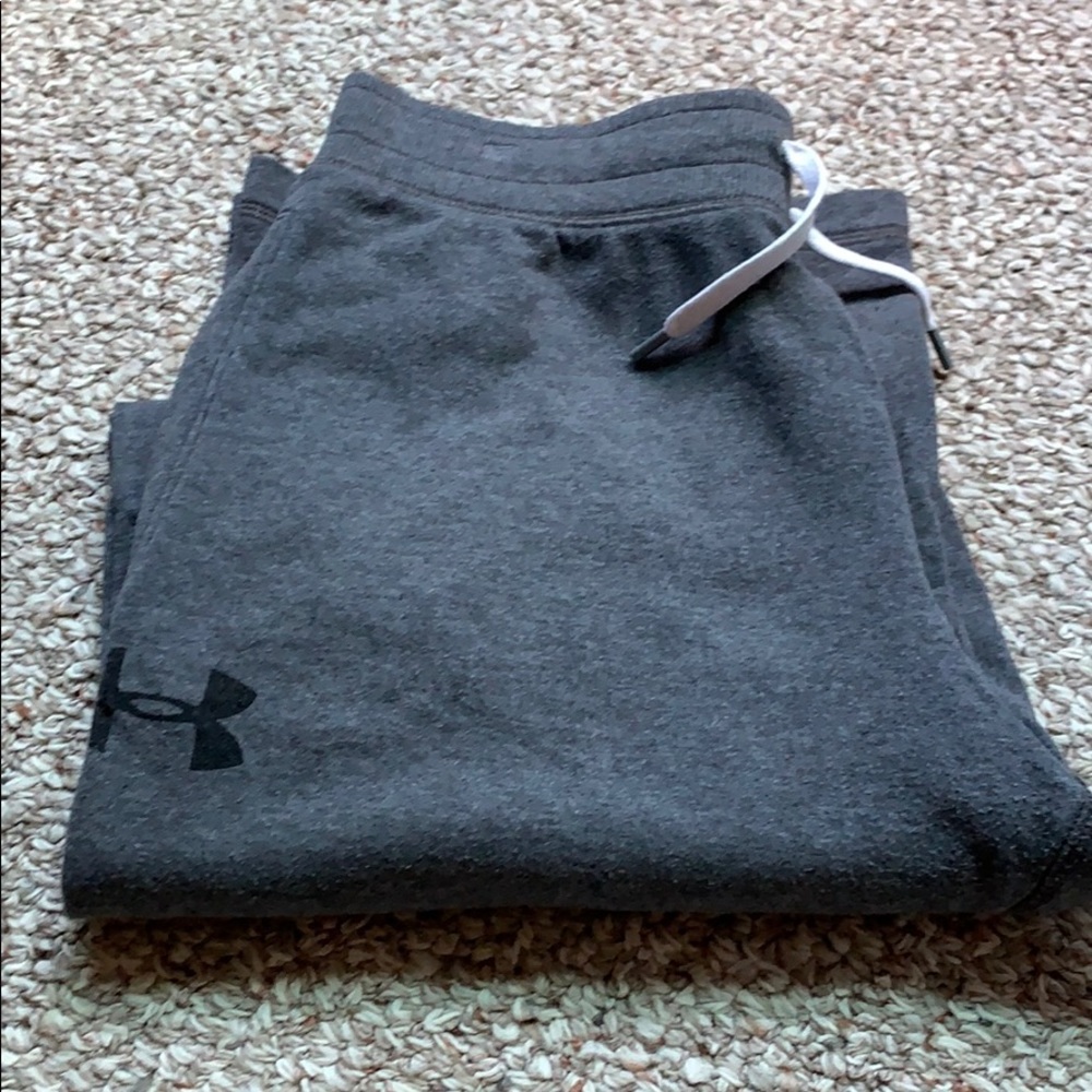 Gray sweat pants